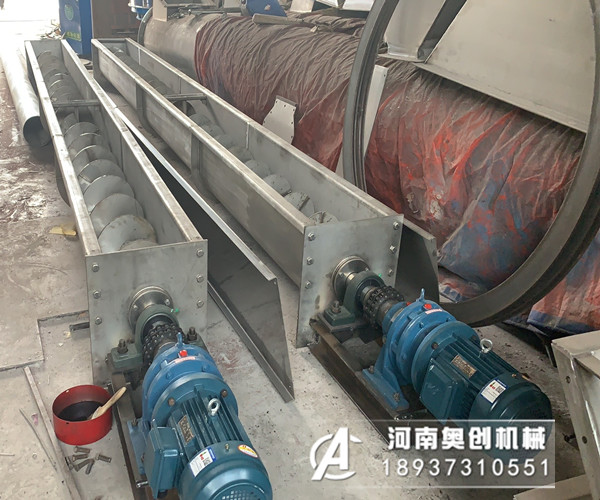 那么水泥螺旋输送机如何选型那?及水泥螺旋输送机价格又是多少?