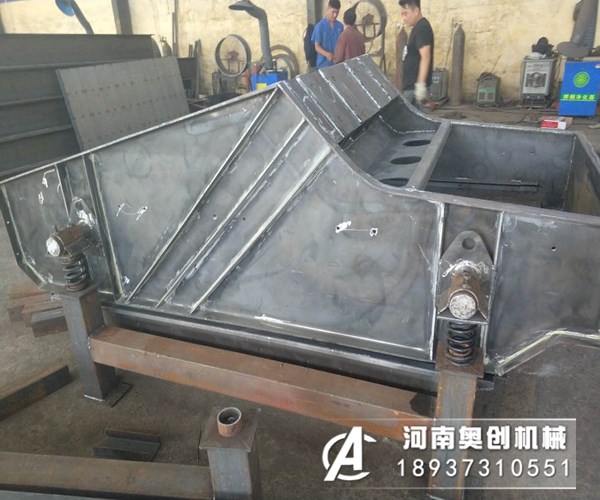 振动脱水筛处理量都有多大的型号怎么选择?