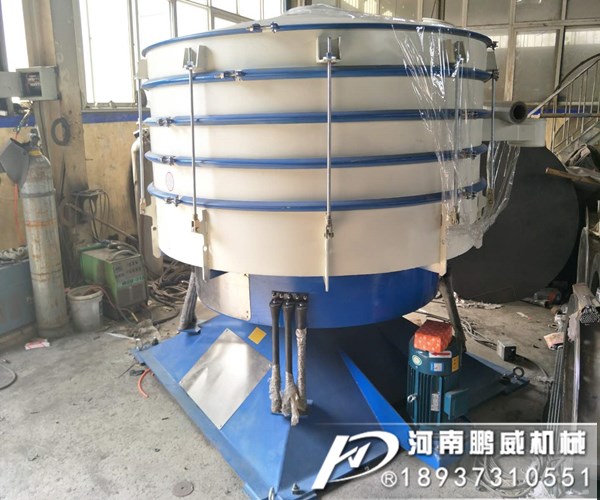 圆形摇摆筛和直线振动筛在筛分物料上有什么区别?