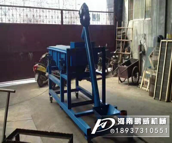 矿用振动筛进料口为什么需要添加振动给料机?